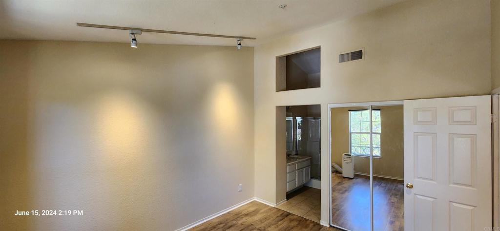 10330 Wateridge Circle - photo 6