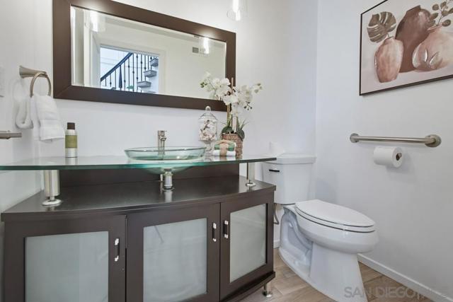 12835 Via Caballo Rojo, San Diego CA: https://media.crmls.org/mediaz/a6657010-53a6-4db9-9aca-bceff7419cd0.jpg