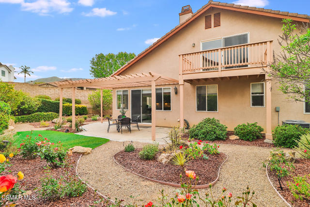 2746 Autumn Ridge Drive, Thousand Oaks CA: https://media.crmls.org/mediaz/a665d76a-41b3-4170-9be1-8ce3d32f8e52.jpg