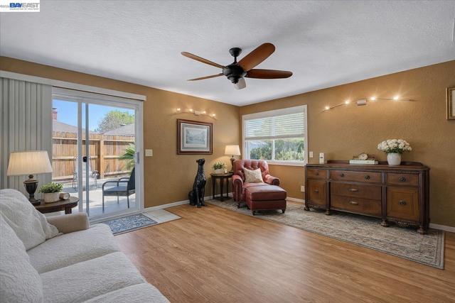 Image 5 of 35 For 1816 Eastern Avenue