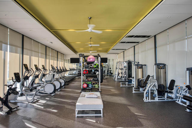423 Fountain Drive, Palm Springs CA: https://media.crmls.org/mediaz/a6670fef-3cc4-4c61-b5d5-ca906a9ed923.jpg