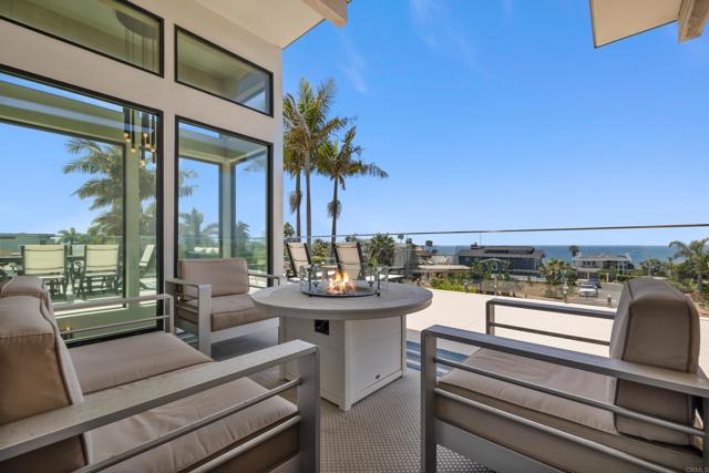 Detail Gallery Image 25 of 54 For 5080 Carlsbad Blvd, Carlsbad,  CA 92008 - 5 Beds | 4 Baths