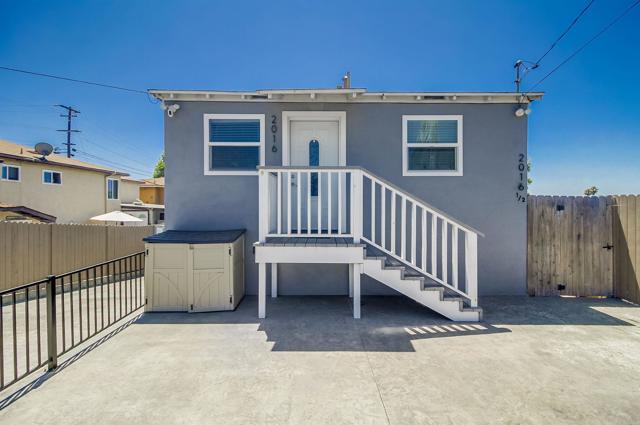 2016 E 10th Street, National City CA: https://media.crmls.org/mediaz/a668c82a-8116-4cc9-8abc-1b2f2cb9bd1a.jpg