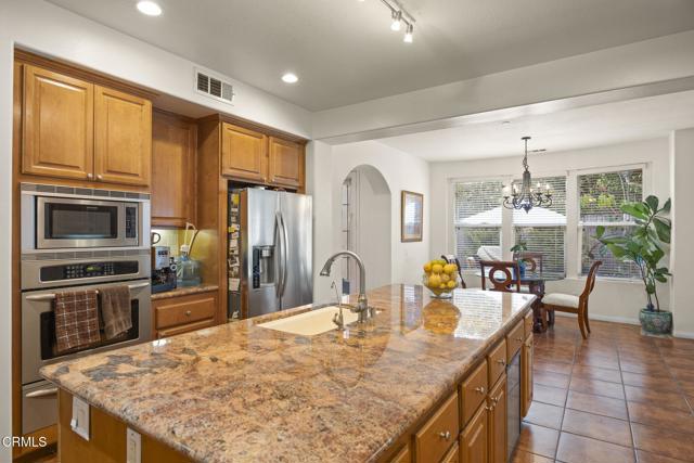 Detail Gallery Image 4 of 11 For 3205 Dove Canyon Dr, Oxnard,  CA 93036 - 5 Beds | 3/1 Baths