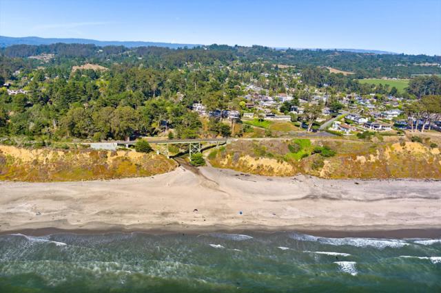 30 Elena Road, La Selva Beach CA: https://media.crmls.org/mediaz/a66a6212-a530-439f-98ae-6341a484b13a.jpg