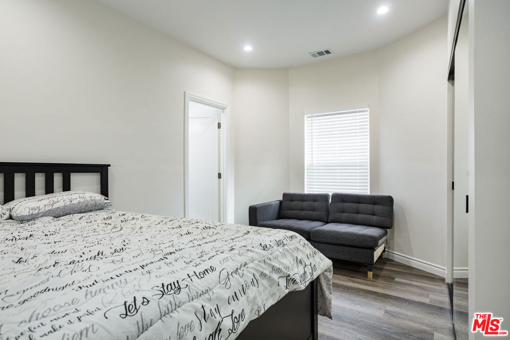 MLS #25616929 image #21