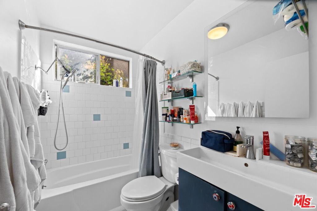 MLS #25596925 image #19