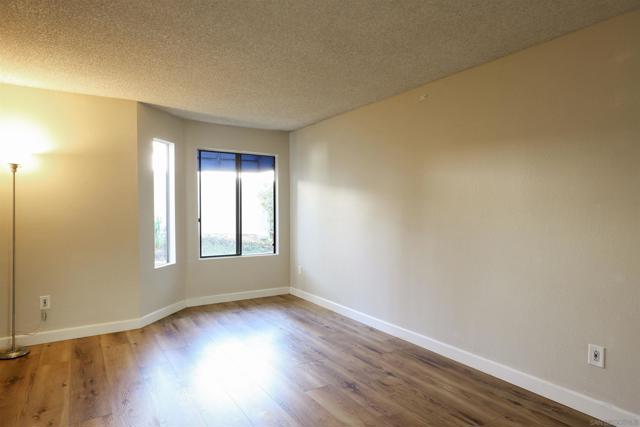 8338 Regents Rd., San Diego CA: https://media.crmls.org/mediaz/a66c36a4-2df3-40f5-8d2d-16d83e174996.jpg