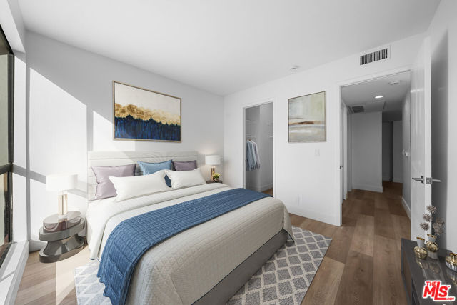 235 S Tower Drive, Beverly Hills CA: https://media.crmls.org/mediaz/a66df917-1d7d-448a-aec6-fbc5f29f4840.jpg