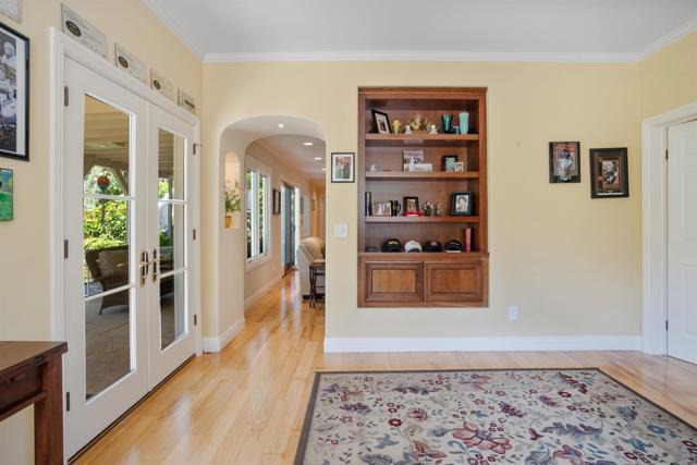 Image 17 of 31 For 755 Oleander Place