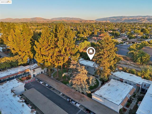 1001 Murrietta, Livermore CA: https://media.crmls.org/mediaz/a66e683e-7270-4fea-88a9-a90ae8cf645b.jpg