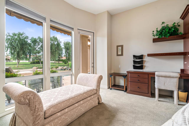 75063 Spyglass Drive, Indian Wells CA: https://media.crmls.org/mediaz/a670011d-e368-4e12-9178-7a35877c39a6.jpg