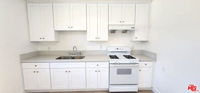 Image 3 of 13 For 13891 Moreno Rose Pl.