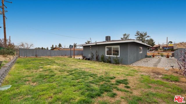 14312 Hesperia Road, Victorville CA: https://media.crmls.org/mediaz/a6710d4f-3501-4ad3-9436-ead1873d4679.jpg