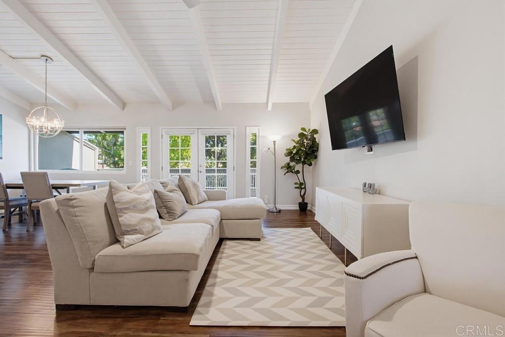 2842 Luciernaga Street - photo 7