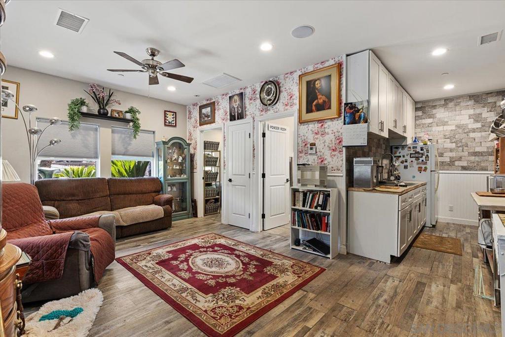 MLS #250034986SD image #60