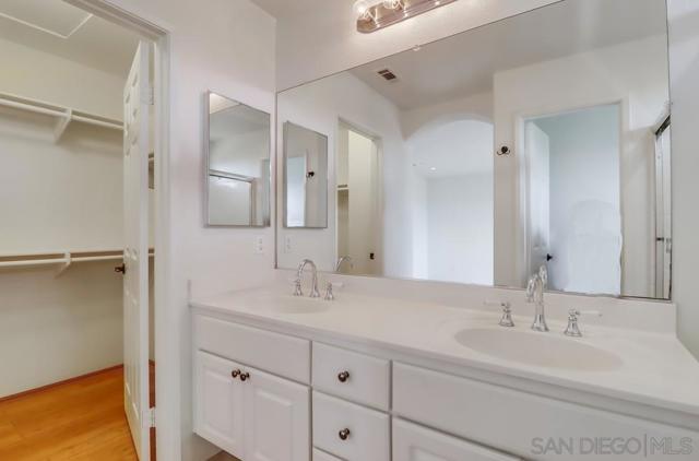 1765 Via Capri, Chula Vista CA: https://media.crmls.org/mediaz/a673b4cc-9243-42a6-9cfd-40d5d392e05e.jpg
