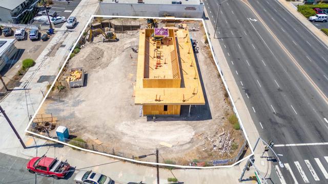 2201 Fletcher Pkwy, El Cajon CA: https://media.crmls.org/mediaz/a6745a05-4121-4108-8eab-4b9dc3241a01.jpg