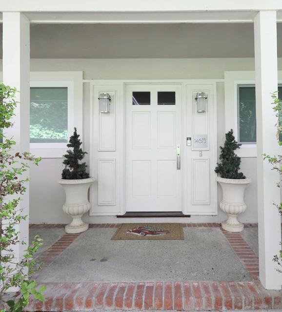 14673 fieldstone dr, Saratoga CA: https://media.crmls.org/mediaz/a6750de2-53d3-43a7-a252-5e5f5220f2cb.jpg