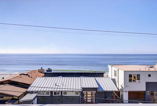 619 Beach Drive, Aptos CA: https://media.crmls.org/mediaz/a675cfe1-f549-43a8-82b8-f9ca832f0e7e.jpg