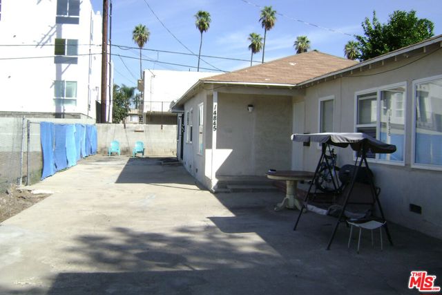 Image 2 for 14843 Delano St, Van Nuys, CA 91411