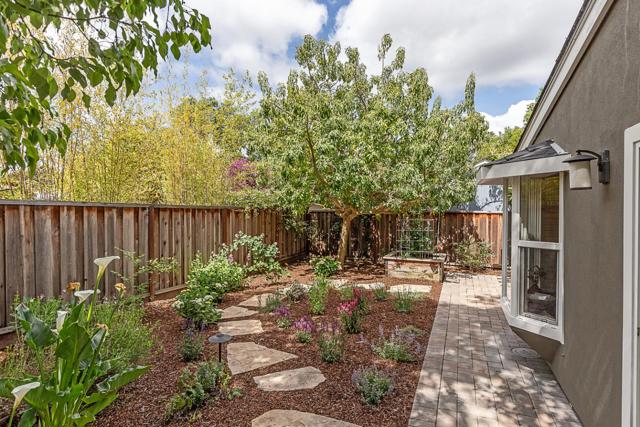 1893 San Luis Avenue, Mountain View CA: https://media.crmls.org/mediaz/a6795c68-a5a1-438d-b05a-f655389f4614.jpg