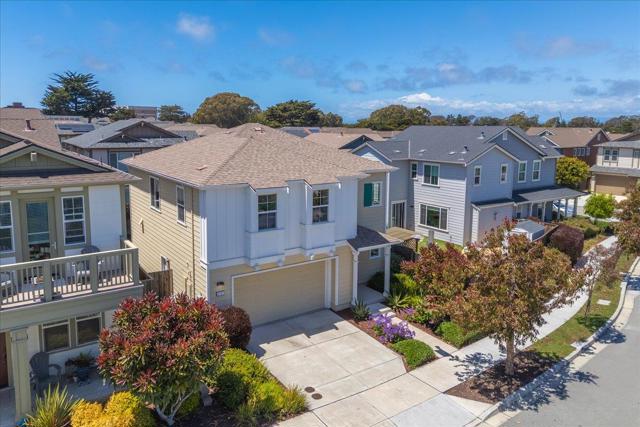 2727 Sea Glass Avenue, Marina CA: https://media.crmls.org/mediaz/a67ae010-d8e0-4add-bc1e-3b5f5aa1f1c3.jpg
