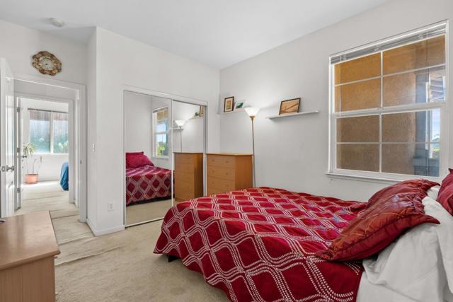 1085 Oakpoint Drive, Bay Point CA: https://media.crmls.org/mediaz/a67bb777-4878-40db-9f0f-7894bdb157a1.jpg