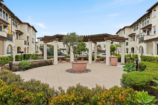 3520 Conner Way, Oceanside CA: https://media.crmls.org/mediaz/a67c4c55-d0c9-4711-8e4d-b0c7223e1b3f.jpg