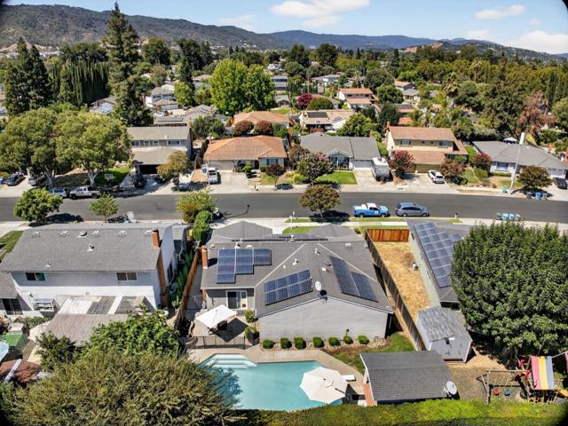 7310 Orchard Drive, Gilroy CA: https://media.crmls.org/mediaz/a67c6aff-98cd-4958-b802-822a265f4e8d.jpg