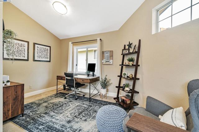 47 Summer Hill Court, Danville CA: https://media.crmls.org/mediaz/a67ccd17-8064-4261-9dad-2883a4a0904b.jpg