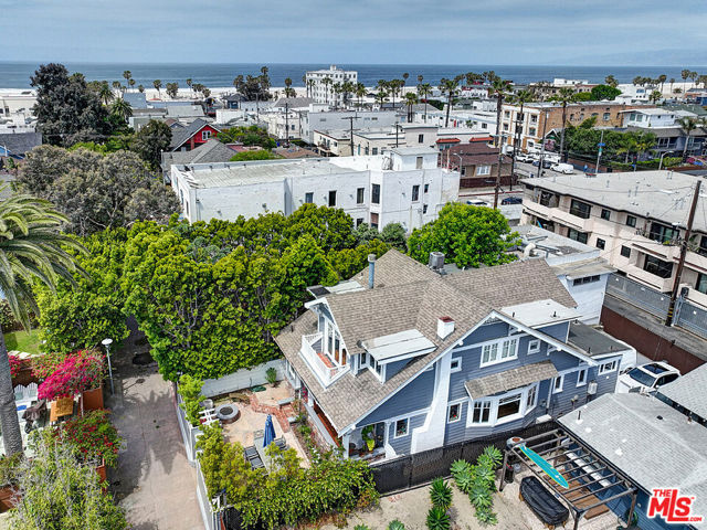 111 Dudley Avenue, Venice CA: https://media.crmls.org/mediaz/a67dd154-f7c5-455b-87e1-4a1f32b30ac6.jpg