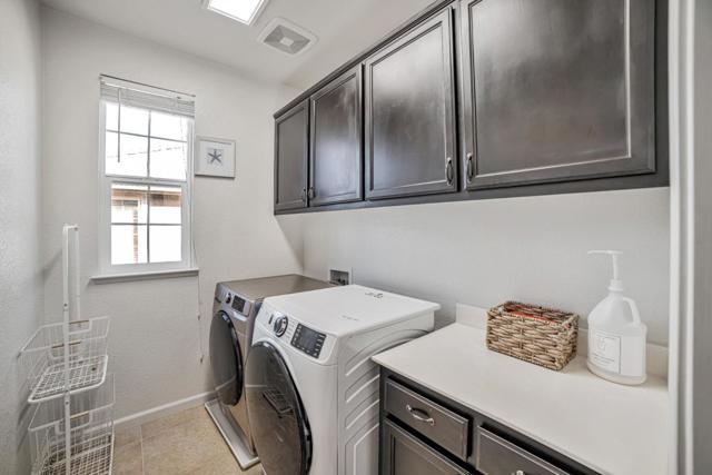 711 W Glendora Avenue, Mountain House CA: https://media.crmls.org/mediaz/a67e076d-c441-4837-b408-0f0ccd9550ed.jpg