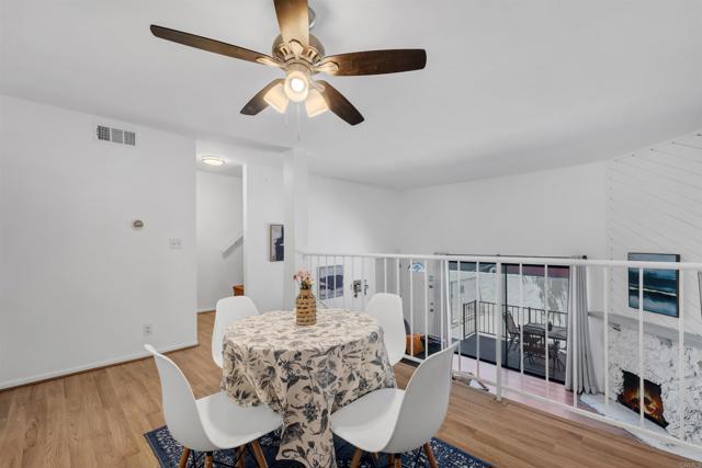 Detail Gallery Image 8 of 23 For 14293 Foothill Blvd #19,  Sylmar,  CA 91342 - 2 Beds | 2/1 Baths