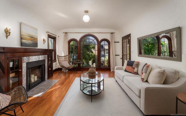 3077 Landis St, San Diego CA: https://media.crmls.org/mediaz/a67e2e60-f2a0-42b0-a420-6790b9068460.jpg