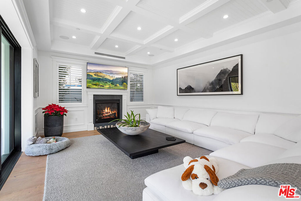5235 Sylmar AvenueSherman Oaks img 21