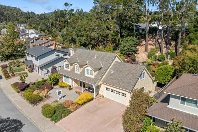 2982 Arguello Drive, Burlingame CA: https://media.crmls.org/mediaz/a6808a7d-849d-42f3-856b-9b53ee88bf27.jpg