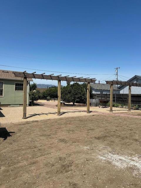 434 Oak Avenue, Greenfield CA: https://media.crmls.org/mediaz/a68288f6-e4d9-4a6b-8c45-3a46ce9aa8e2.jpg
