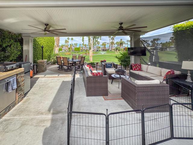 80394 Ave 48, Indio CA: https://media.crmls.org/mediaz/a684c954-626d-4b30-806e-d7fe1f2164c0.jpg
