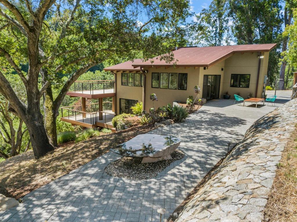 3773 Paul Sweet Road