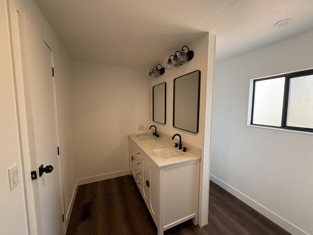 73851 Desert Greens S Drive, Palm Desert CA: https://media.crmls.org/mediaz/a686ec2b-619a-4cf6-8d4a-f00fd32cb539.jpg