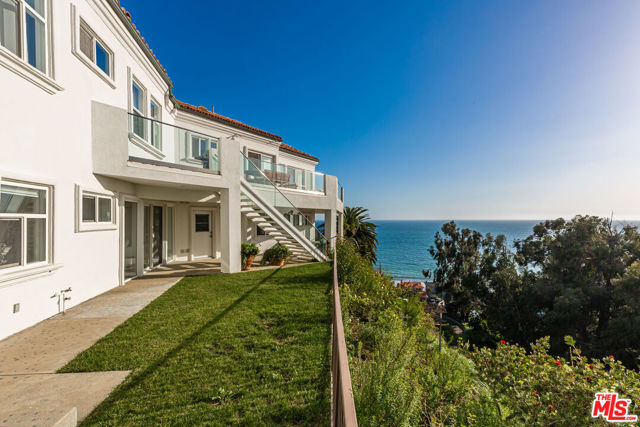 21470 Rambla Vista, Malibu, California 90265, 4 Bedrooms Bedrooms, ,3 BathroomsBathrooms,Single Family Residence,For Sale,Rambla Vista,24368215