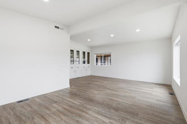 485 Millpond Drive, San Jose CA: https://media.crmls.org/mediaz/a68734d0-af60-460e-9cd9-add78a1edd66.jpg