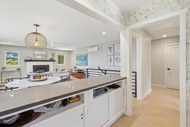 12960 Skyline Boulevard, Woodside CA: https://media.crmls.org/mediaz/a68799a1-ee57-40af-a096-e98a67071f7e.jpg