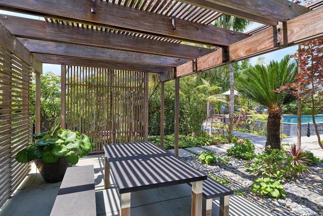 630 Ocean View Avenue, Encinitas CA: https://media.crmls.org/mediaz/a687b0de-a8b2-425c-92db-c48167807507.jpg