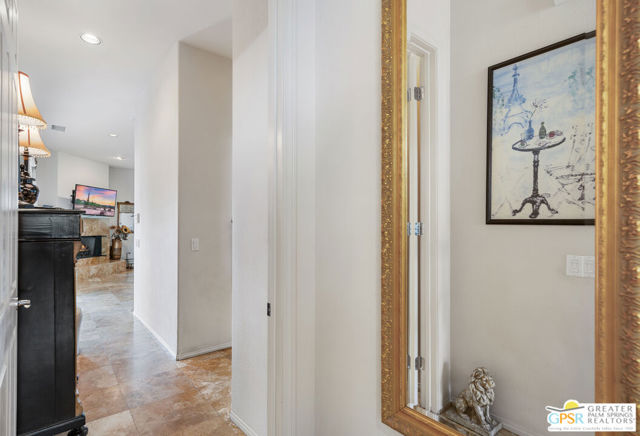 18 Calais Circle, Rancho Mirage CA: https://media.crmls.org/mediaz/a6881eaf-b802-4f26-8254-36341d9be52b.jpg