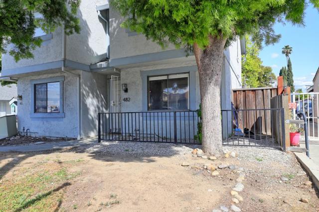 482 S Willard Avenue, San Jose CA: https://media.crmls.org/mediaz/a689c33b-ccd0-4b44-809e-c27b7e0c26b4.jpg