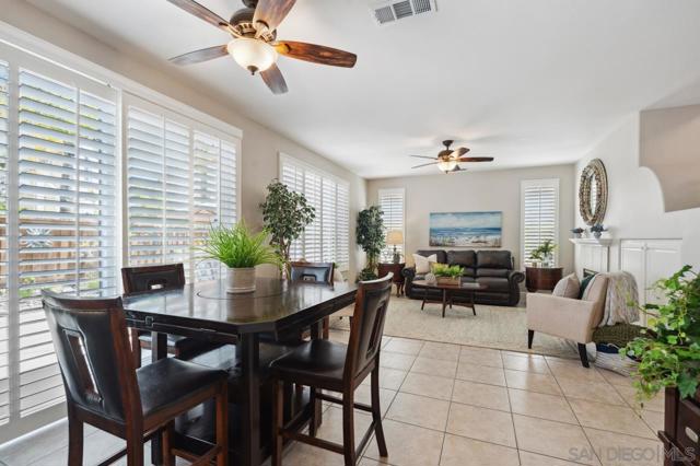 11353 Creekstone Ln, San Diego CA: https://media.crmls.org/mediaz/a689cf7b-844a-4ff8-b373-e2783144adc5.jpg