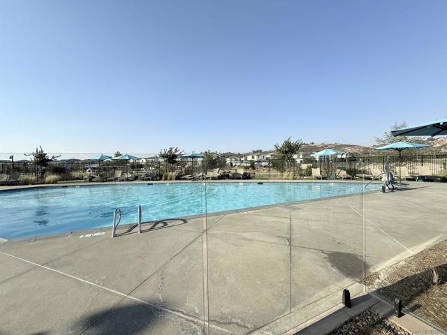 27983 Moosa Creek Way, Valley Center CA: https://media.crmls.org/mediaz/a68a5864-a2ad-4db6-abd8-0f79190a8d84.jpg