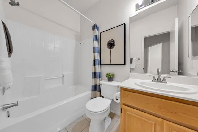 3315 Skyward Place, San Jose CA: https://media.crmls.org/mediaz/a68b9429-f1f3-4c04-a4df-14872c7d3492.jpg
